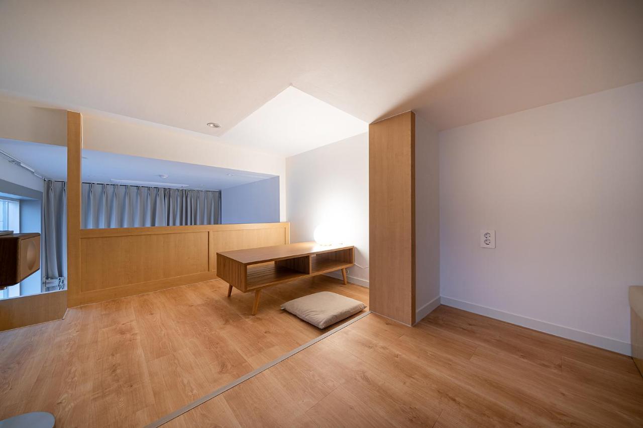 Aank Hotel Hongdae Seoul Exterior photo